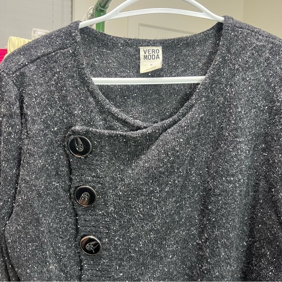 VERO MODA Black Asymmetrical Button Sweater Size XL Ribbed Galaxy Sweater - Picture 3 of 9